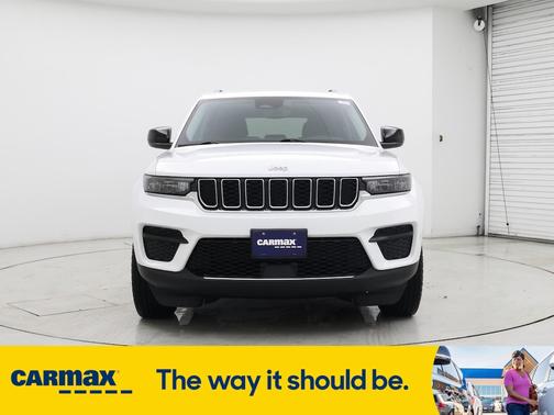 2022 Jeep Grand Cherokee Laredo