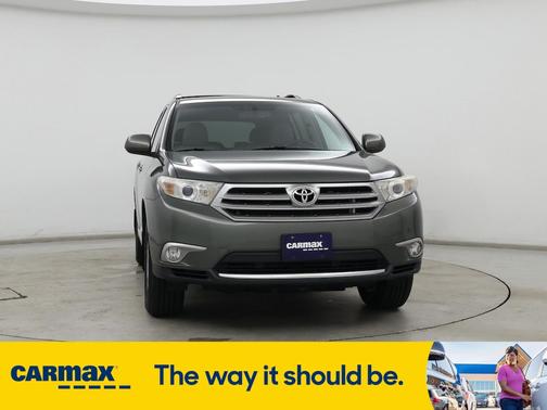 2013 Toyota Highlander SE