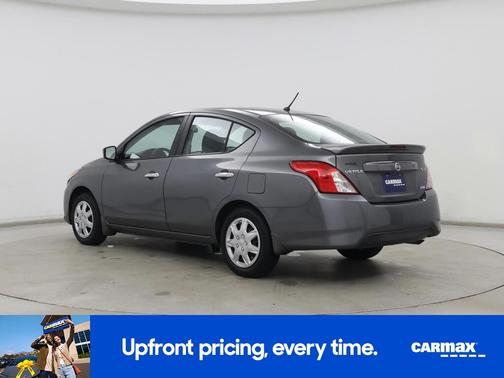 2016 Nissan Versa SV