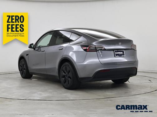 Gray 2025 Tesla Model Y Long Range