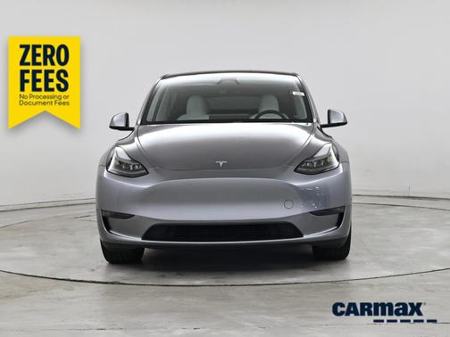 Gray 2025 Tesla Model Y Long Range