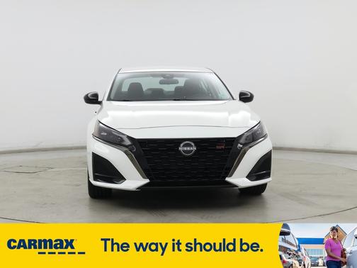 2023 Nissan Altima SR
