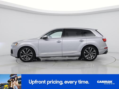 Silver 2022 Audi SQ7 Prestige