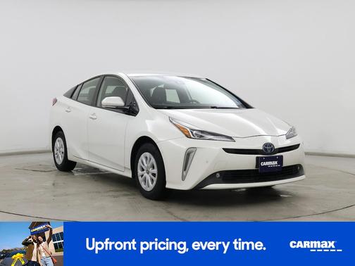2019 Toyota Prius XLE