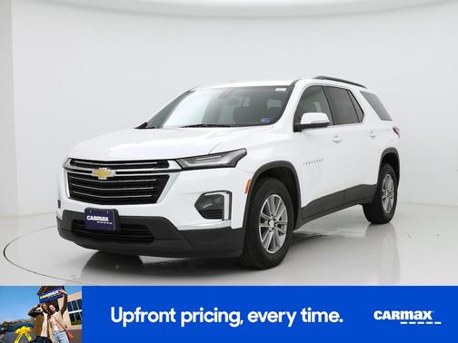 White 2023 Chevrolet Traverse LT Leather