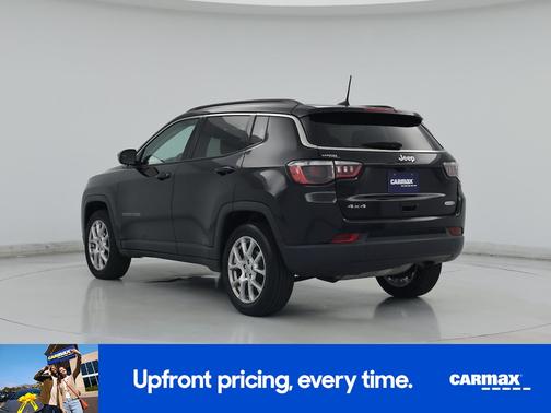 Black 2022 Jeep Compass Latitude Lux