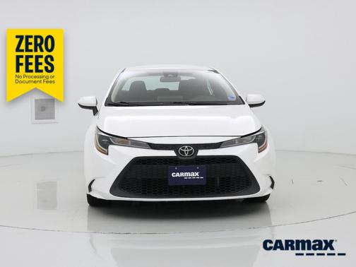 White 2021 Toyota Corolla LE