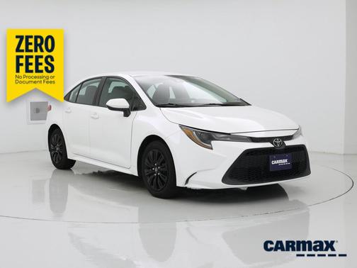White 2021 Toyota Corolla LE