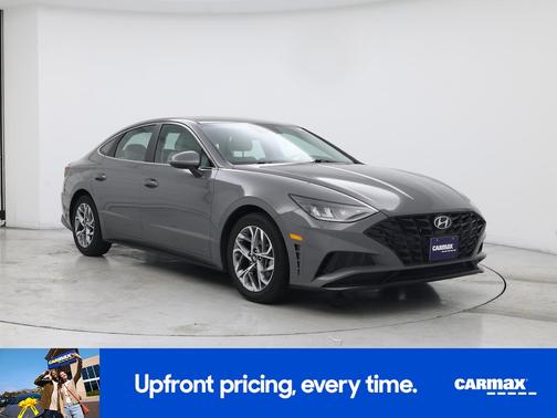 2022 Hyundai SONATA SEL