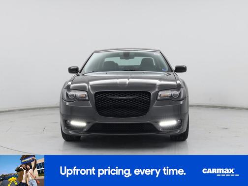 2020 Chrysler 300 Touring