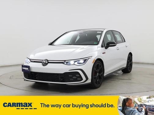 2024 Volkswagen Golf GTI 380 SE