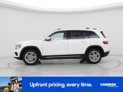 White 2022 Mercedes-Benz GLB 250