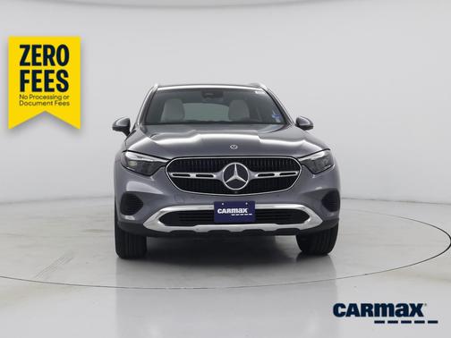 Gray 2023 Mercedes-Benz GLC 300