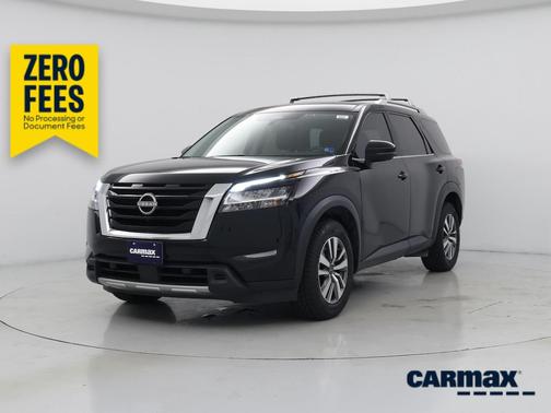 Black 2023 Nissan Pathfinder SL