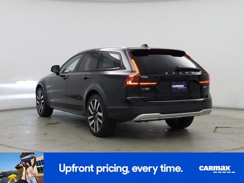 2025 Volvo V90 Cross Country B6 Ultra