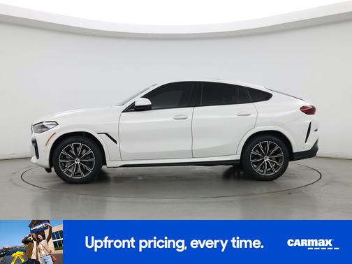 2022 BMW X6 M50i