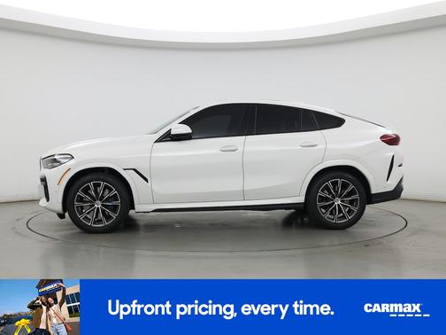 2022 BMW X6 M50i