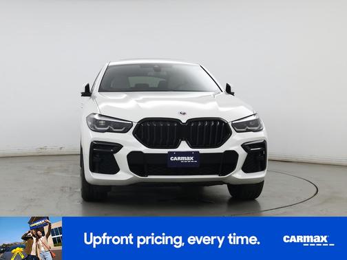 2022 BMW X6 M50i