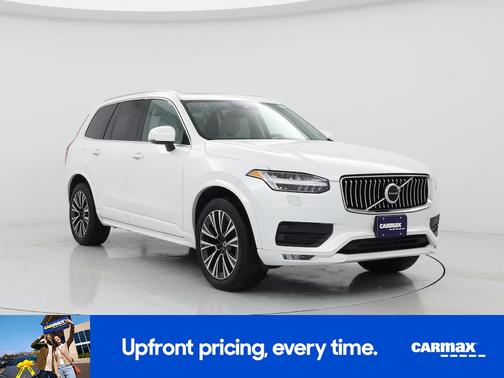 2021 Volvo XC90 T6 Momentum