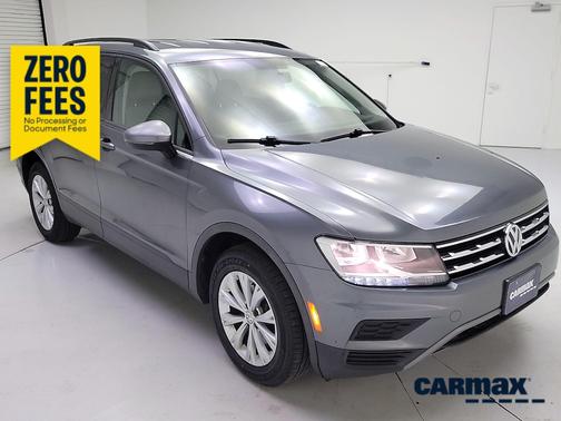Gray 2018 Volkswagen Tiguan S