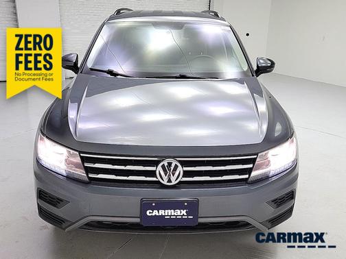 Gray 2018 Volkswagen Tiguan S