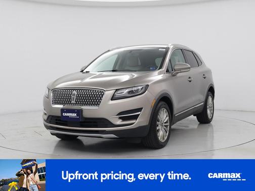 Gold 2019 Lincoln MKC