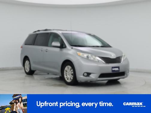 Gray 2014 Toyota Sienna XLE