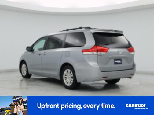 Gray 2014 Toyota Sienna XLE