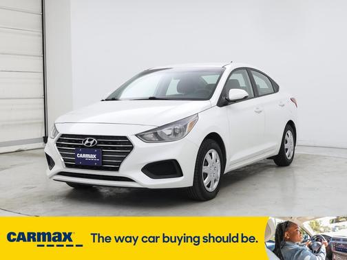 2020 Hyundai Accent SE