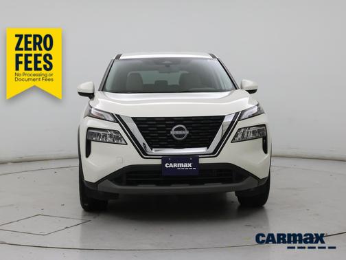 White 2023 Nissan Rogue SV