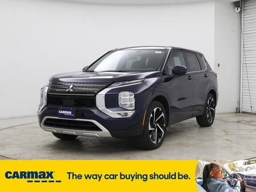 2023 Mitsubishi Outlander SE
