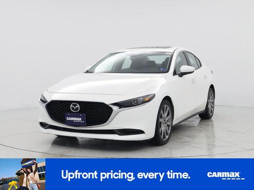 White 2022 Mazda Mazda3 Premium