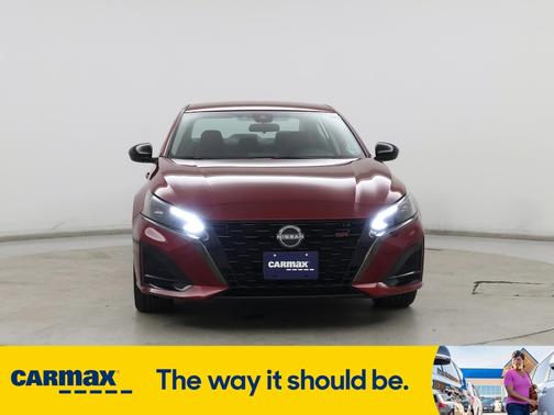 2023 Nissan Altima SR