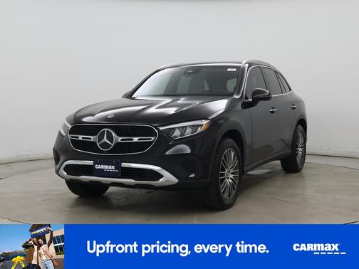 Black 2024 Mercedes-Benz GLC 300