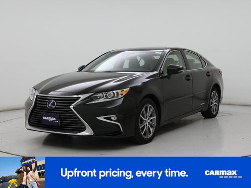 Black 2017 Lexus ES 300h