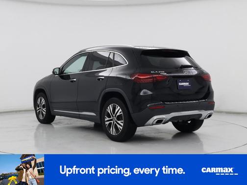 2025 Mercedes-Benz GLA 250 