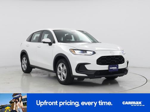White 2024 Honda HR-V LX