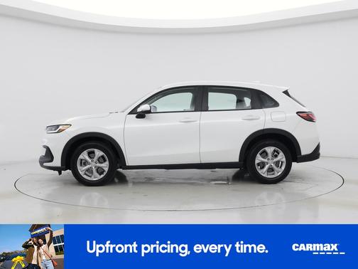 White 2024 Honda HR-V LX