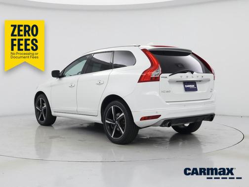 White 2016 Volvo XC60 T6 R-Design Platinum