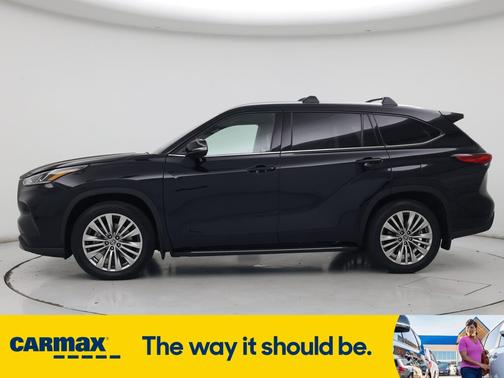 2023 Toyota Highlander Platinum