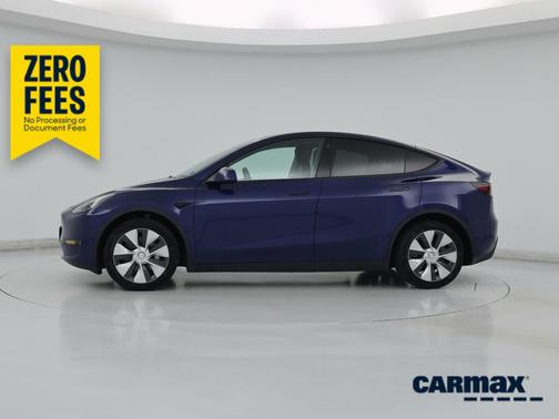 Blue 2023 Tesla Model Y Long Range