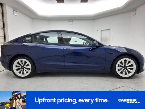 Blue 2023 Tesla Model 3