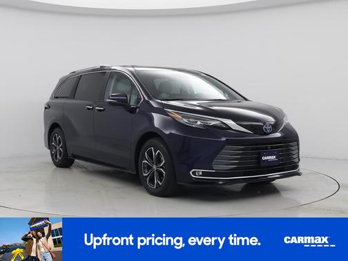 2025 Toyota Sienna Platinum