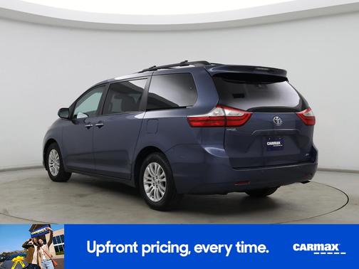 2017 Toyota Sienna XLE