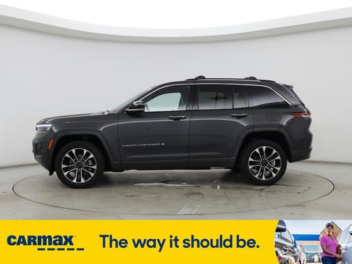 2022 Jeep Grand Cherokee Overland