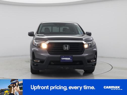 Silver 2023 Honda Ridgeline RTL