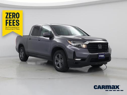 Silver 2023 Honda Ridgeline RTL