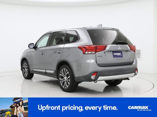 Gray 2018 Mitsubishi Outlander SE