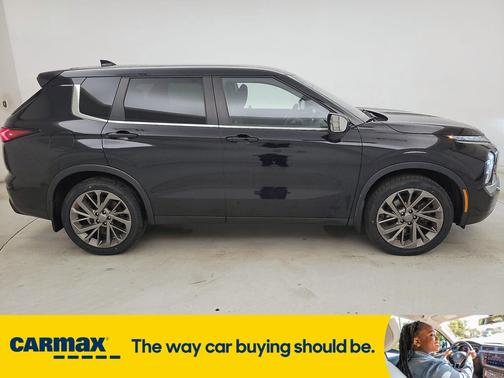 2022 Mitsubishi Outlander ES