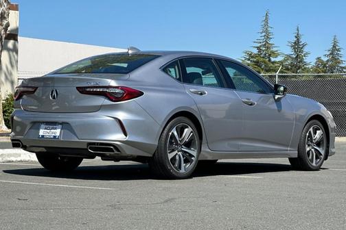 2025 Acura TLX Technology